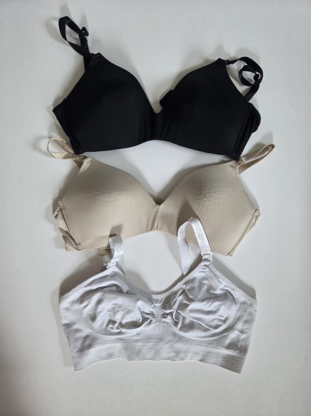 Bundle of nursing bras Motherhood/ Kathy nude beige black white No underwire 34D